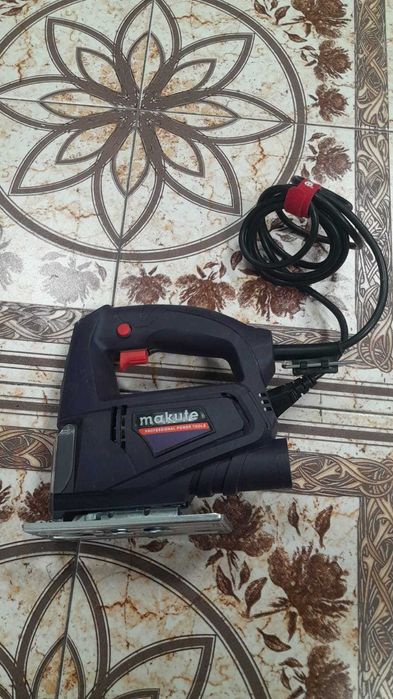 Лобзик Makute номер лота 906815