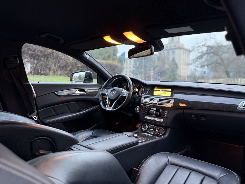 Mercedes-Benz / CLS350d / AMG / BlueEfficiency