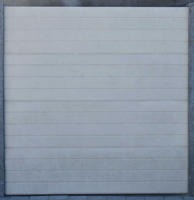 Garduri prefabricate din beton.