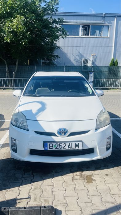 TOYOTA Prius 2010