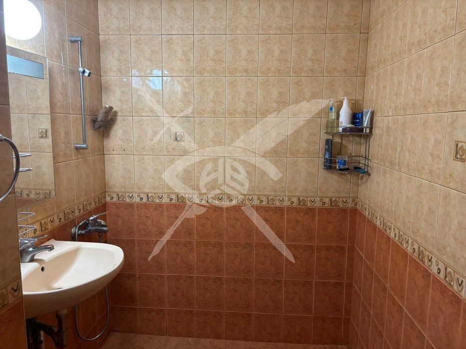 Продава се Двустаен апартамент в София, Люлин 5 - 66 кв.м за 2031 €/кв.м - Снимка #8