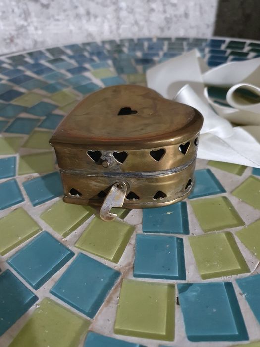 Медни и месингови съдове