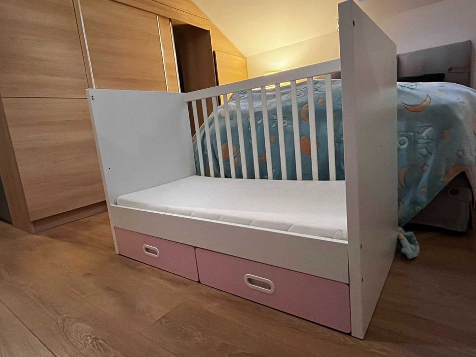 Бебешко легло до 4 годишна възраст и шкаф за дрех