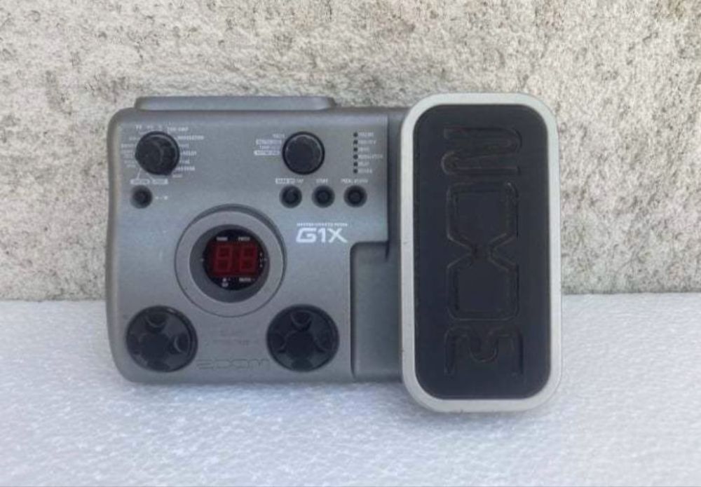 procesor efecte chitara Zoom