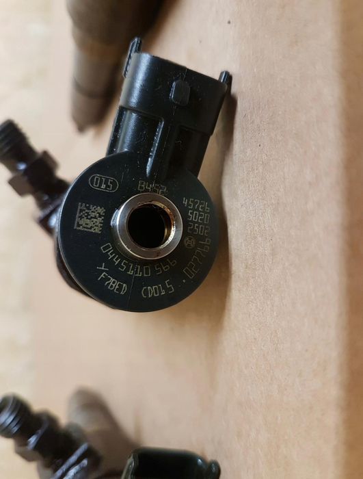Injector Peugeot 508 1.6 HDI 0445110566