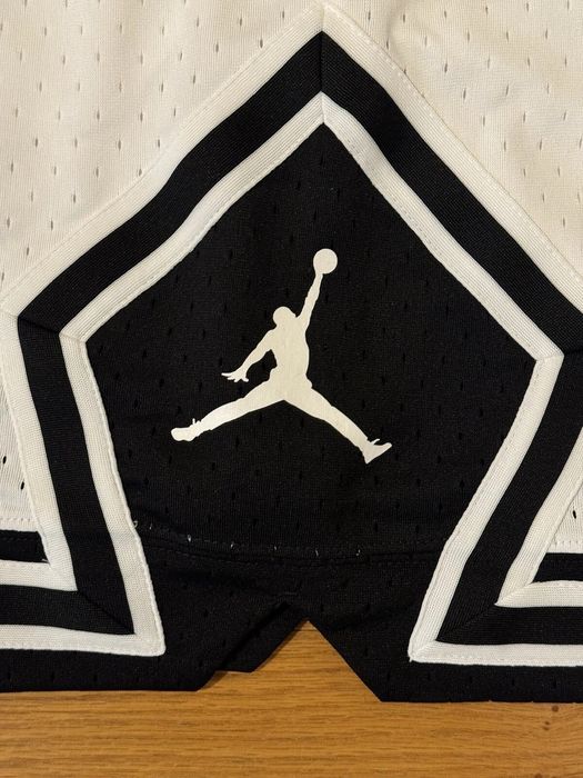 Pantaloni jordan