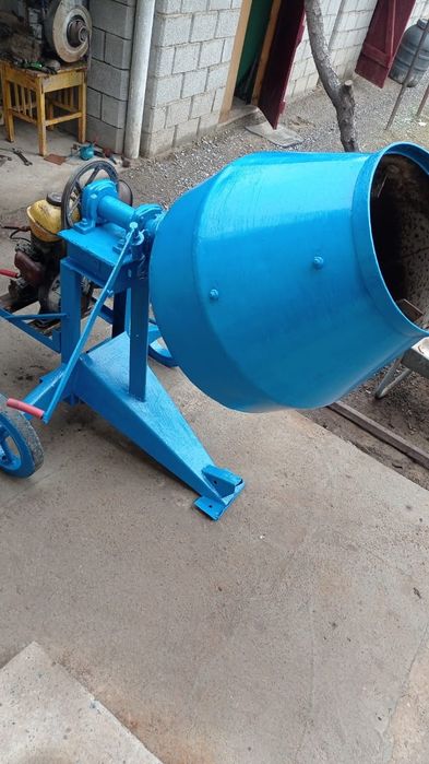 Бетономешалка бензиновая