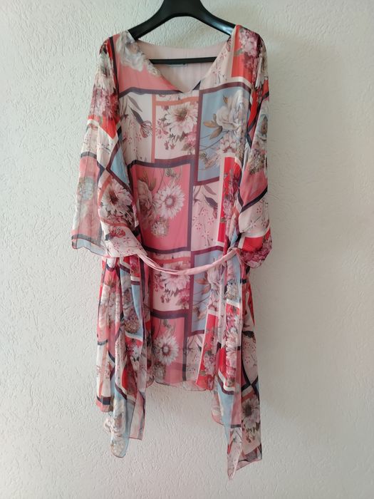 Rochie de vară, cu mâneci stil fluture, vaporoasă și lejeră