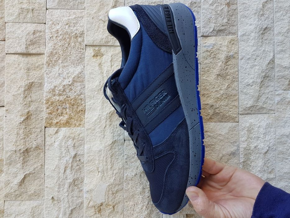 Adidasi Tommy Hilfiger Cod Produs: EM56821669 / T2385RACK 2C1