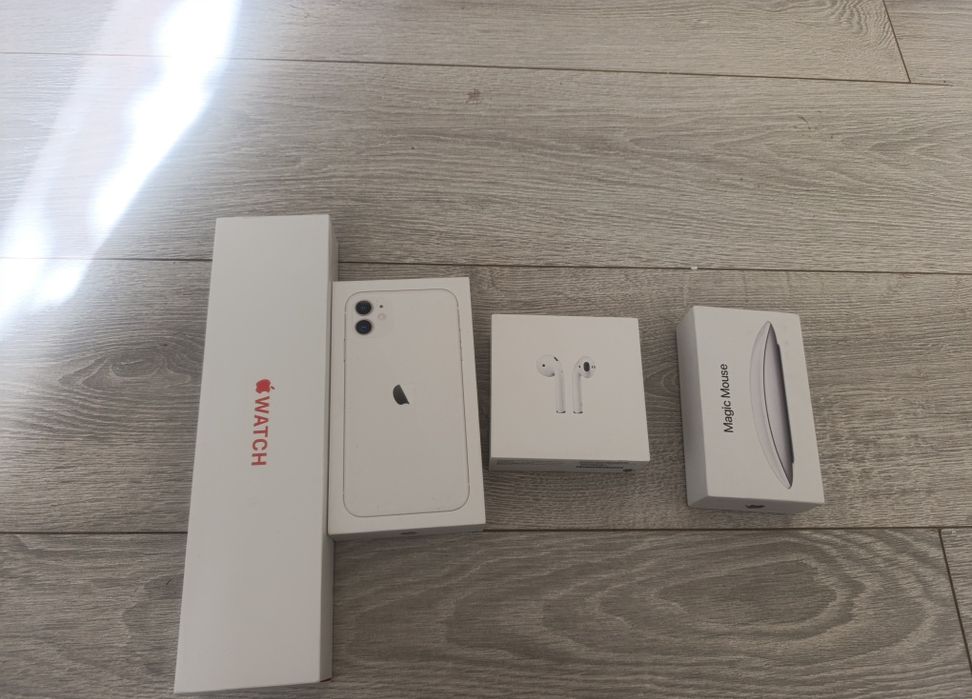 Продам каробки от Aйфон apple