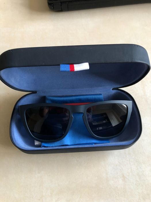 Слънчеви очила Tommy Hilfiger