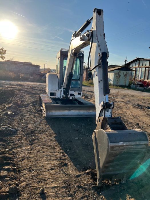 Bobcat 341 excavator , 5,3 tone, 2 cupe, pers fizica