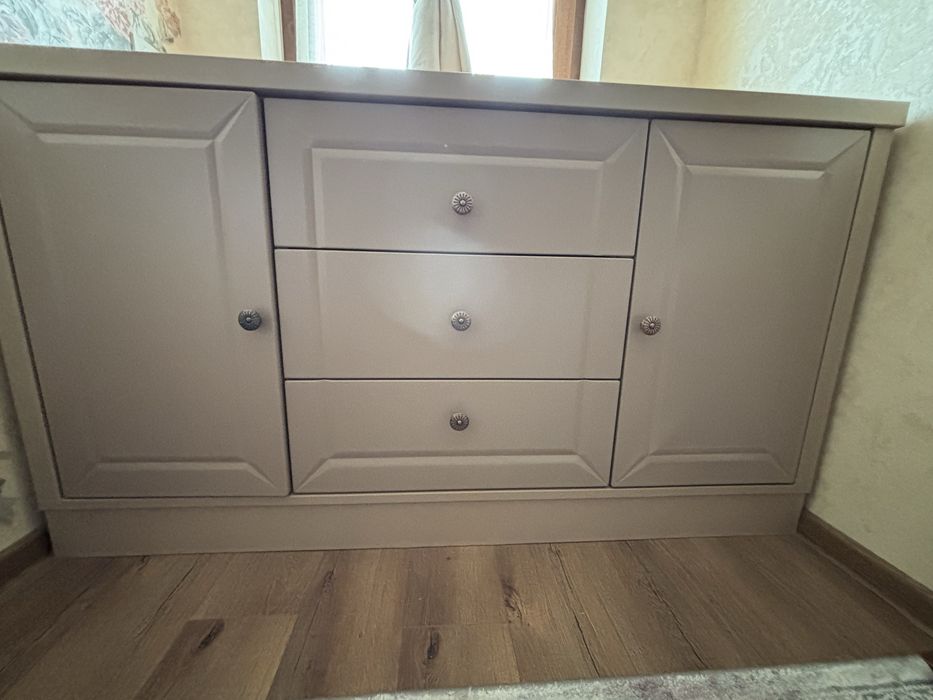 Мебели за спалня