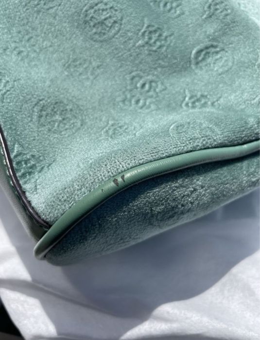 Geanta Guess verde menta