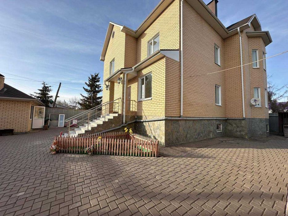 Продам дом в центре города