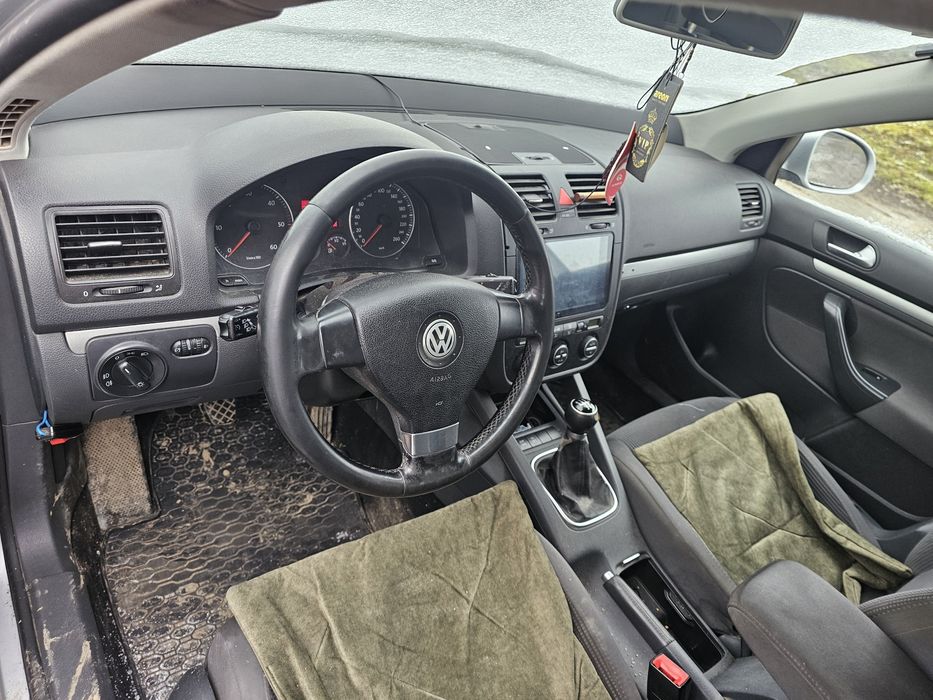 Masina wv golf 5