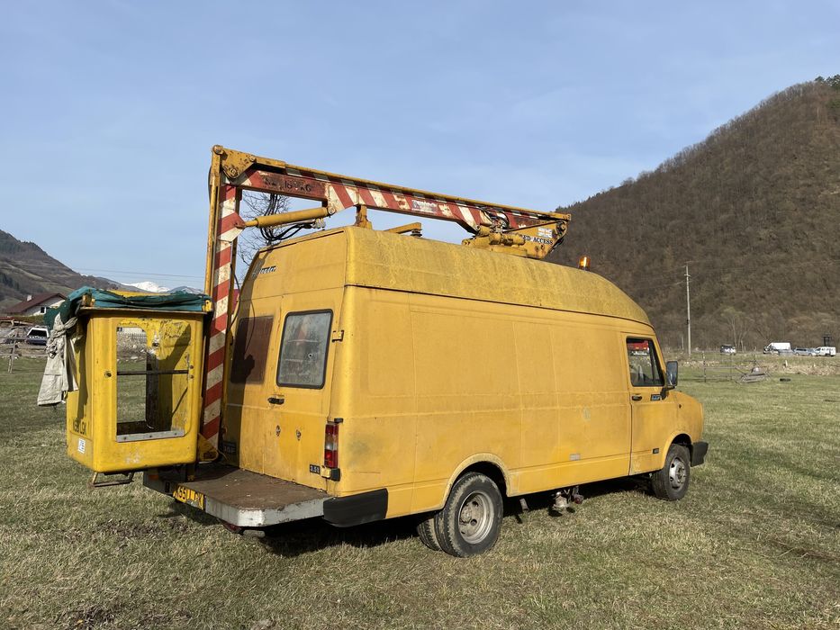 Brat “Daf” Ptr a lucra la inaltime aprox 9 metri