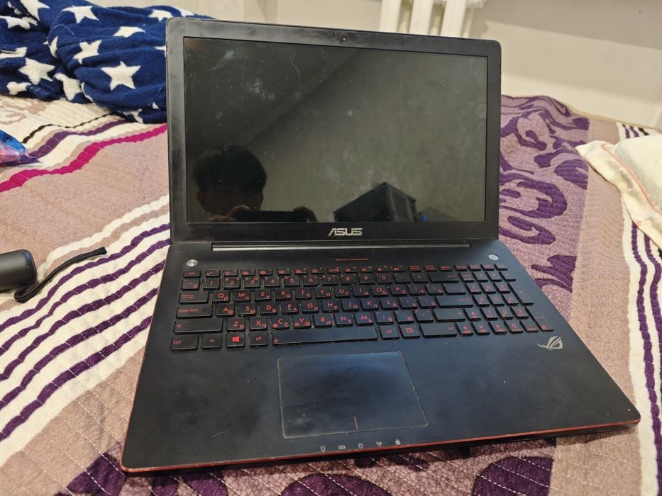 Продам ноутбук asus rog strix