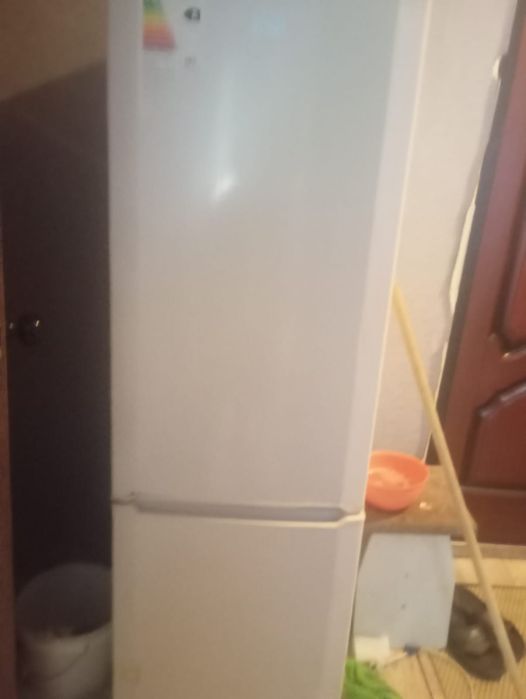 Продается буу холодильник
