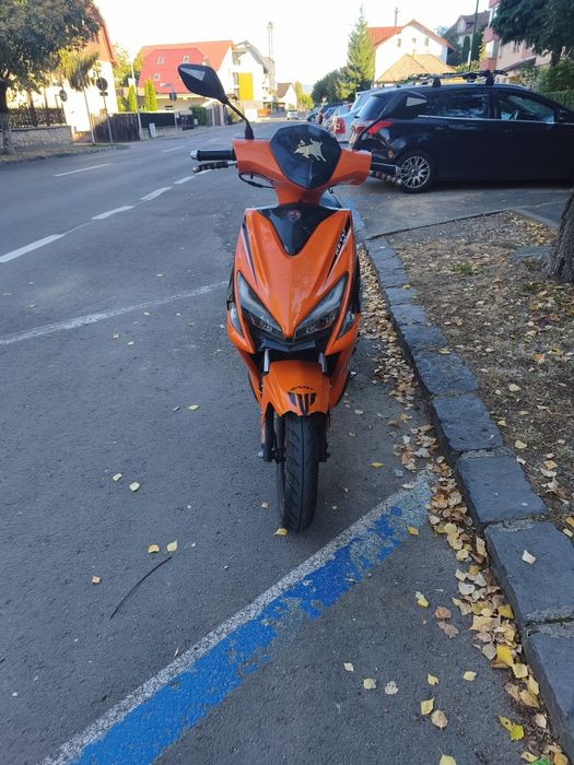 Vand scuter Piaggio Zip si scuter  Daytona Revo  50