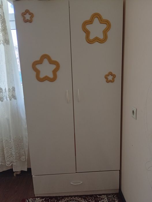 Shkaf detskiy holati yaxshi