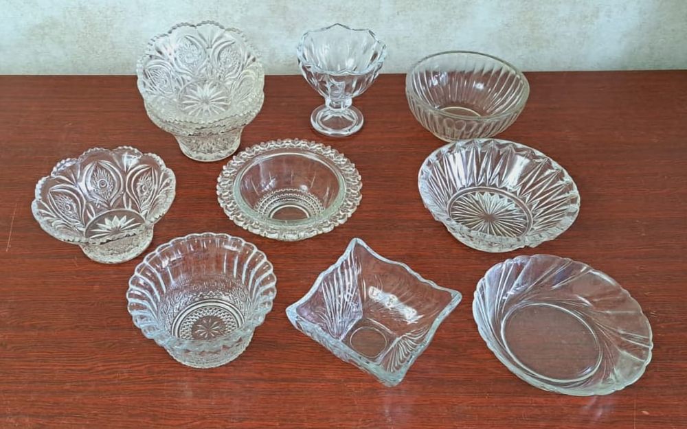 Розетки, кружки из стекла
