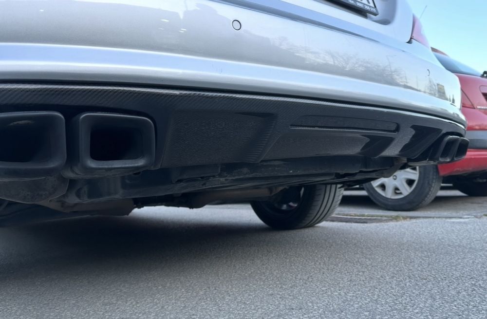 Карбонов Дифузьор за Mercedes W218