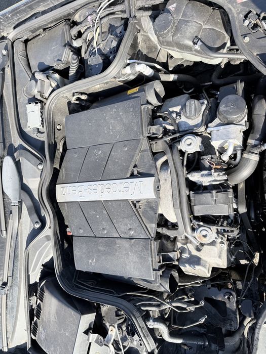 Мерцедес Е500 306кс 2003г Бензин  на части