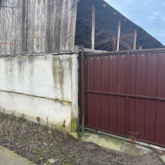 Casa+teren de vânzare Gurba