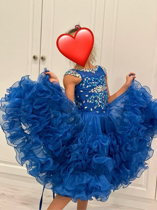 Платье для девочки 7-9 лет для торжеств