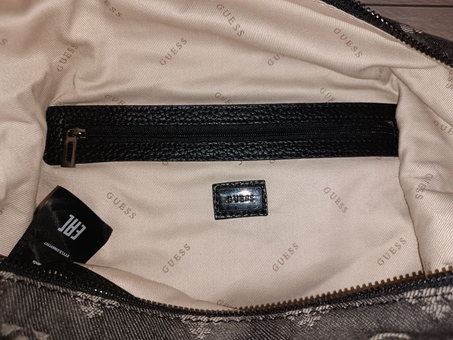 Чанта Guess оригинал