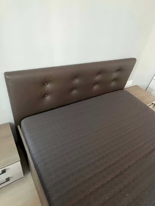 Спалня и матрак с повдигащ механизъм