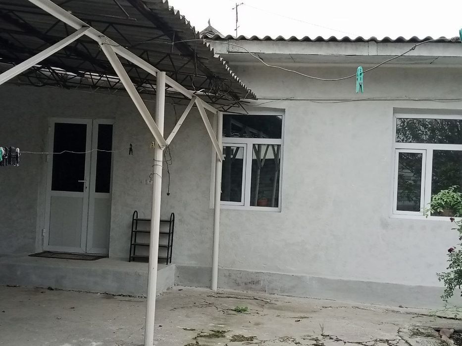 SOTILADI 5 SOTIXLI UY 6 xona
Toshkent viloyati, Quyichirchiq tumani, e