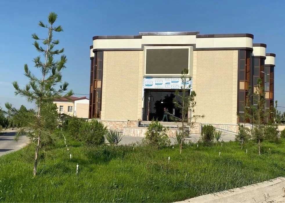 Продаётся здание, Новый Узбекистан, первая линия, под ресторан, офис