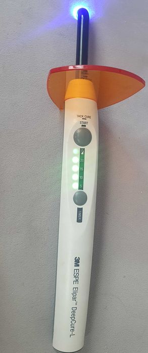 Lampa foto 3m elipar deep cure L stomatologie