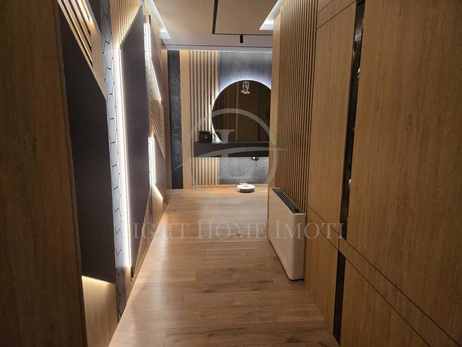 Продава се Тристаен апартамент в Пловдив, Съдийски - 125 кв.м за 1167 €/кв.м - Снимка #7