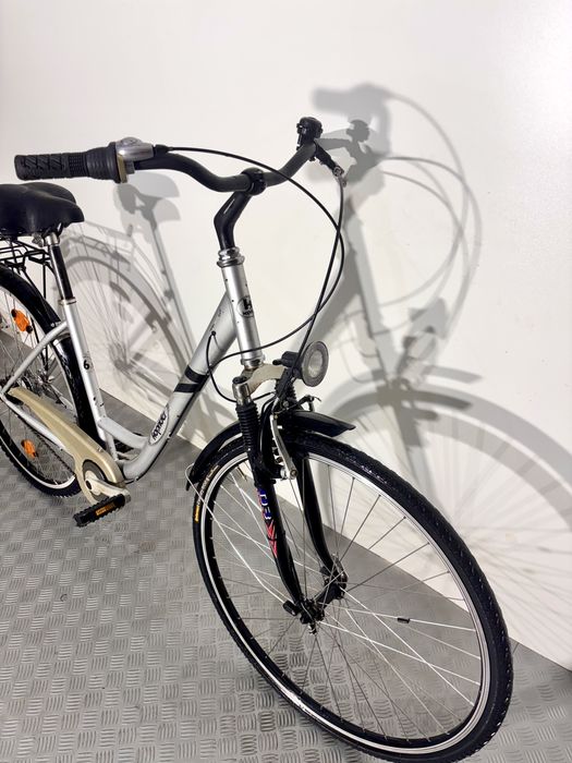 Дамски велосипед Hoprider 28 цола/ колело