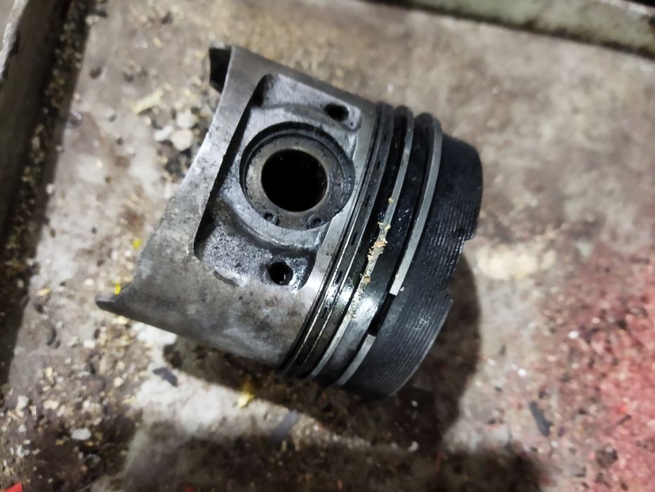 1 поршень 4D56 стандарт