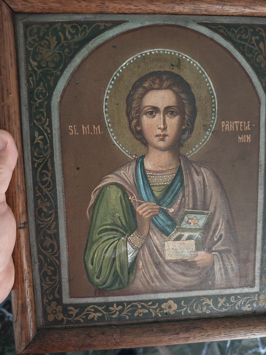 Icoana veche pictura pe lemn Sfântul Pantelimon