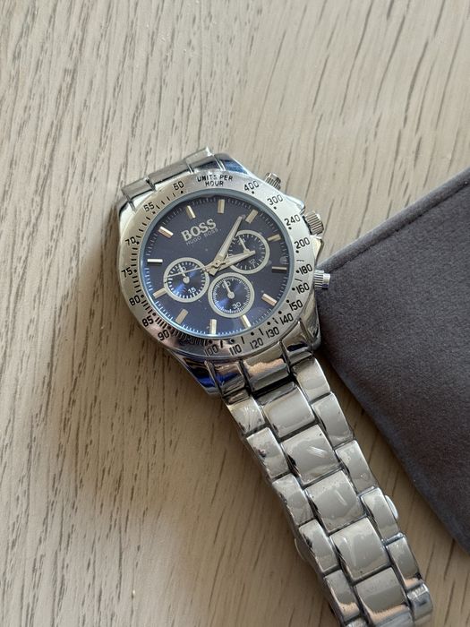 Hugo Boss Часовник