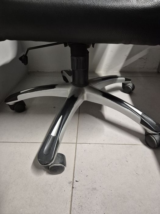 Кресло офисное  продам