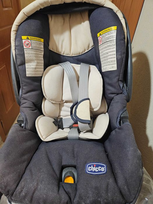 Бебешка количка две в едно + столче за кола