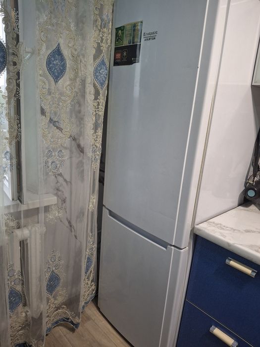 Продам холодильник срочно