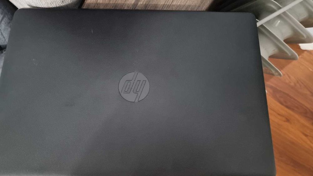 Продам HP Notebook - 15-ra023ur в идеальном состоянии