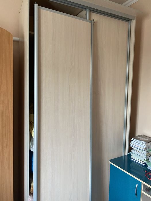 Продам шкаф в хорошем состоянии