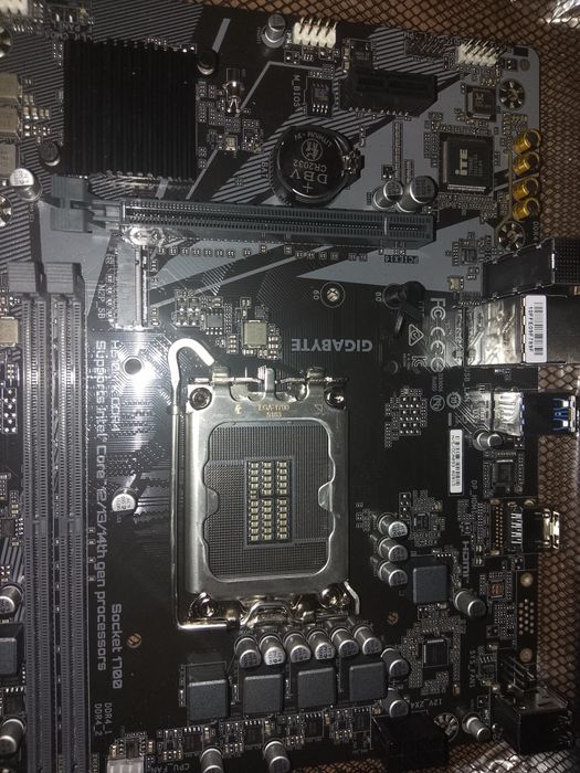 Продается плата от GIGABYTE