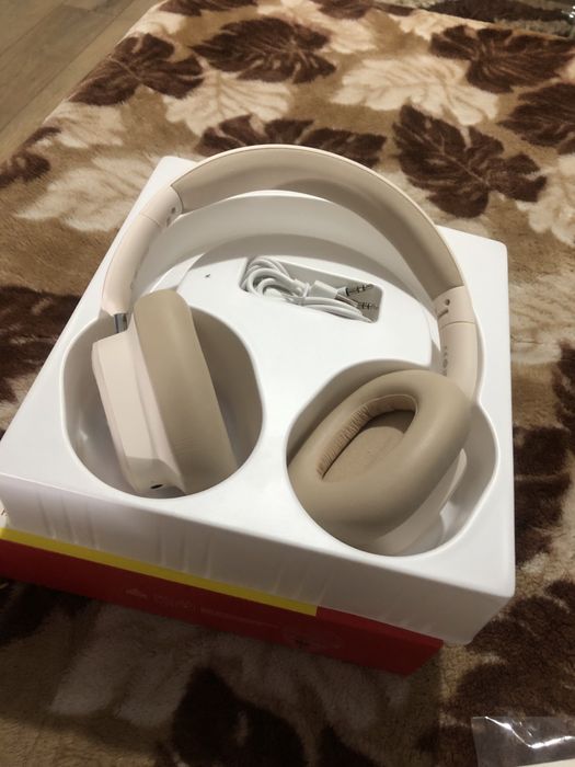 Căști Baseus x Bayern Munchen