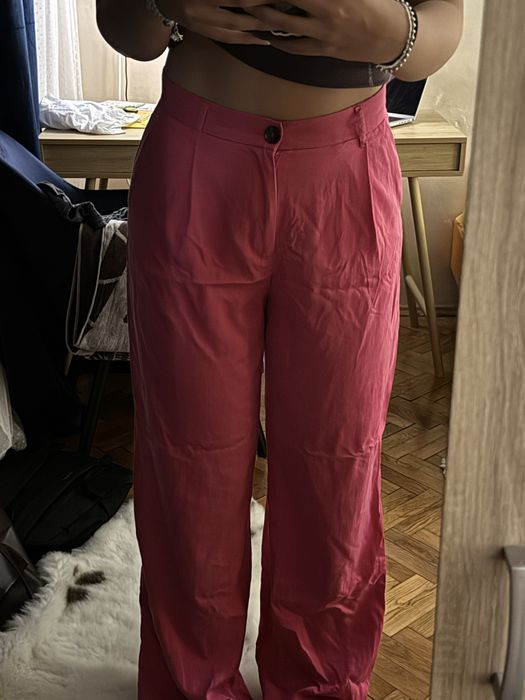 Розов панталон Zara