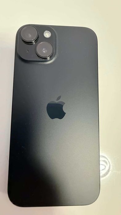 iPhone 15 256GB Black/Pink Като Нови