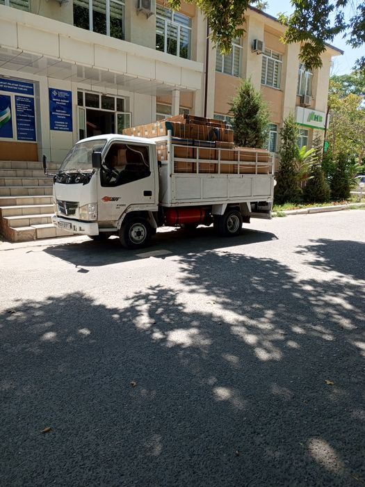 Yuk tashish xizmati Qarshi 2.5 3 tonna gacha